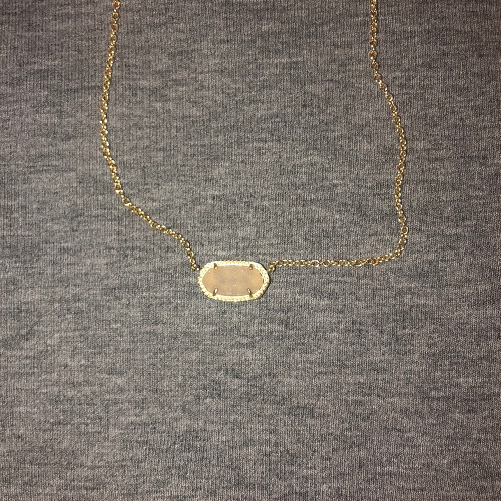 quartz kendra scott necklace